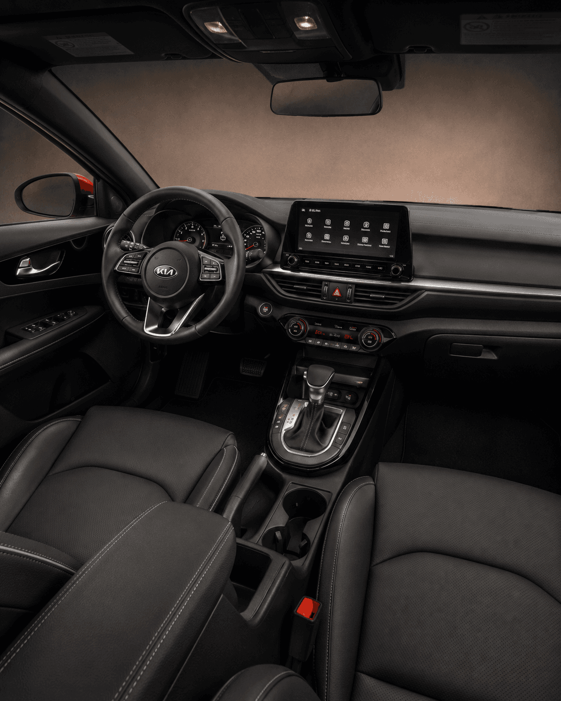 Kia Forte — interior 3